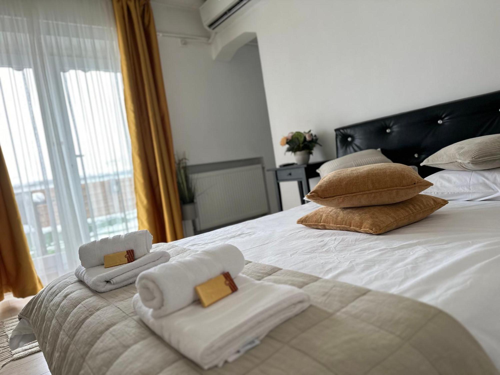 Downtown Studio By Darius Residence Bukarest Eksteriør billede